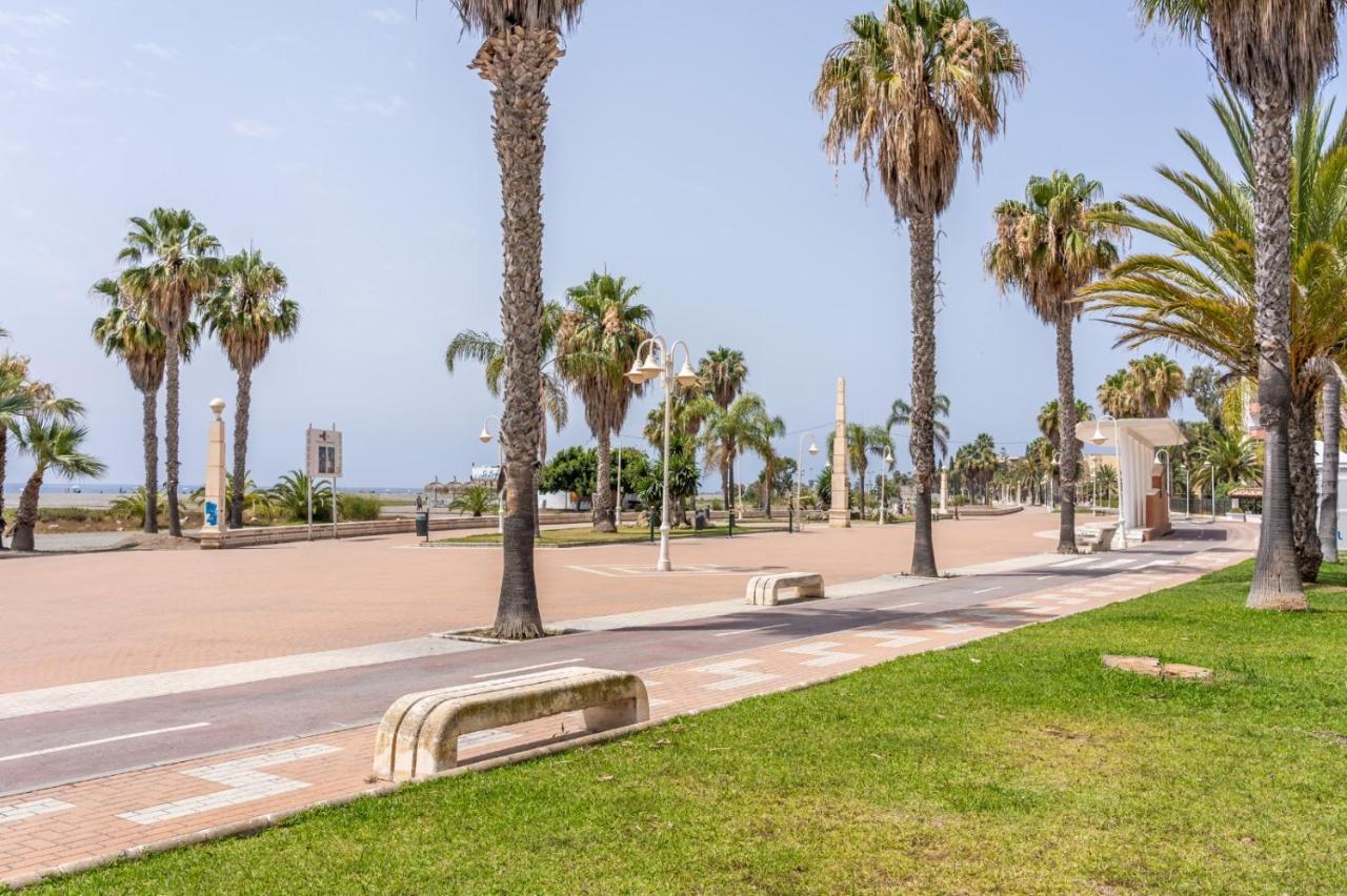 Lujo Frente Al Mar. Luxury On The Beachfront. Motril Zewnętrze zdjęcie